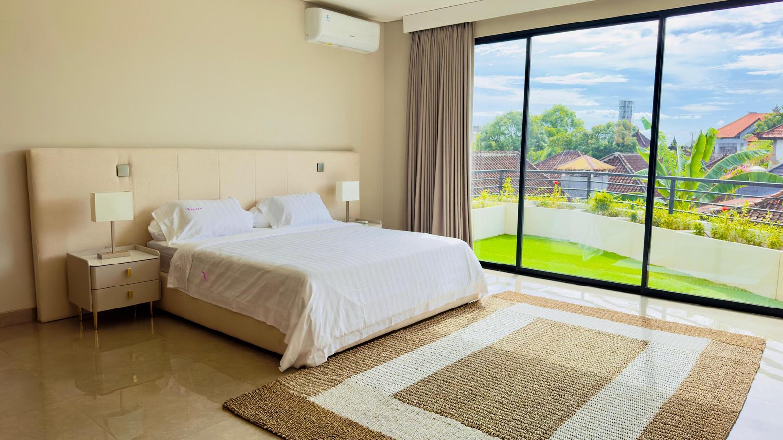 Brand New Villa on a 7-Are Plot